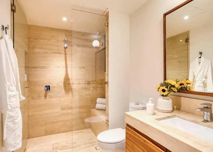 Group 13 16, No View, 3br, 12 Pax * Cabo San Lucas